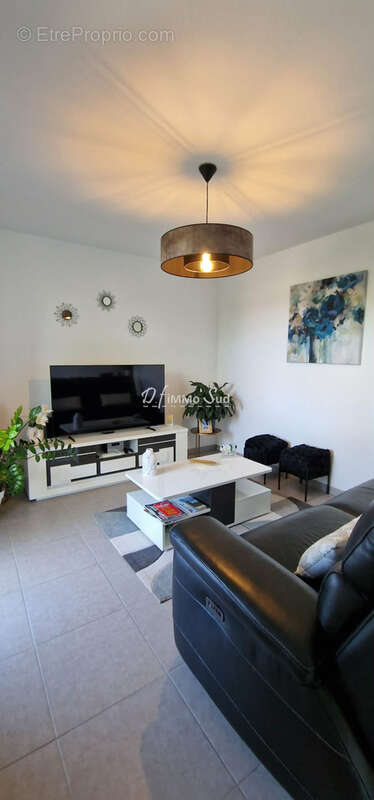 Appartement T4 de 79,80 m2 avec garage, parking et cellier - photo 3