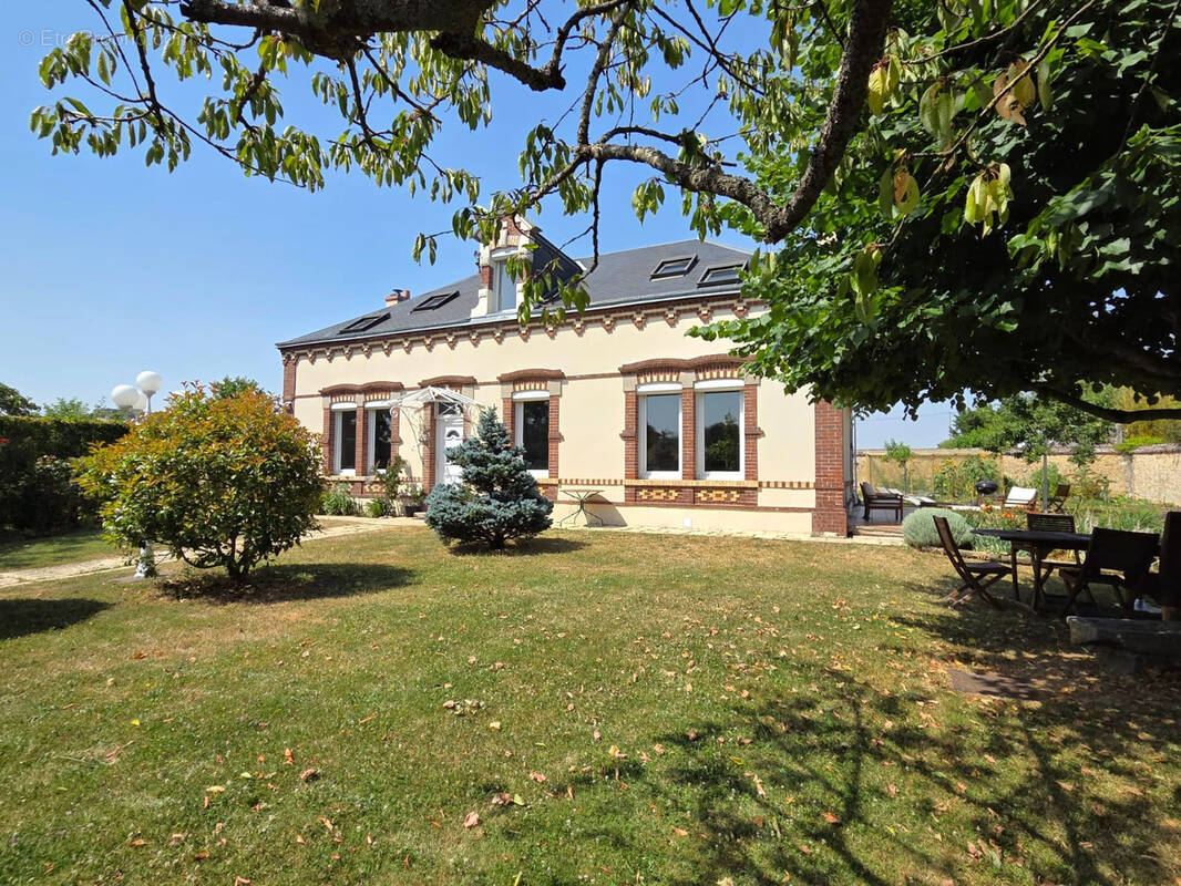 Maison à LA MADELEINE-DE-NONANCOURT