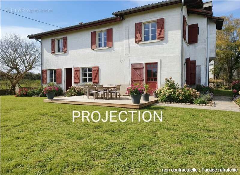 Maison à VILLENEUVE-DE-MARSAN