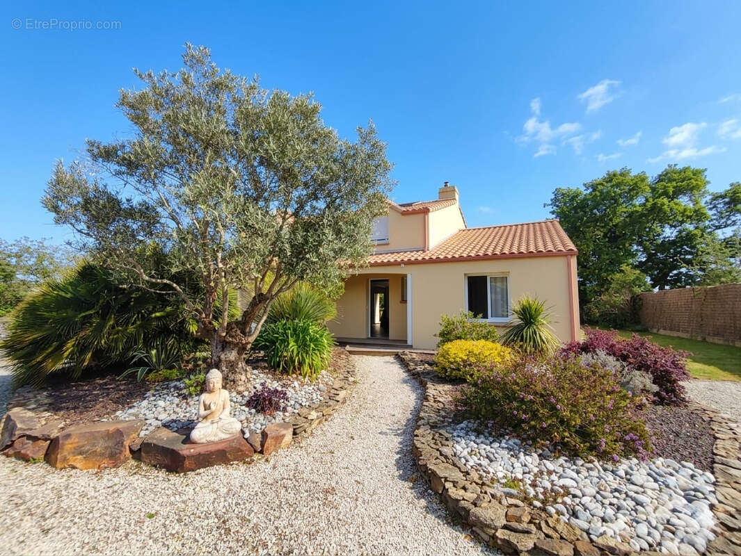 Maison à SAINT-MICHEL-CHEF-CHEF