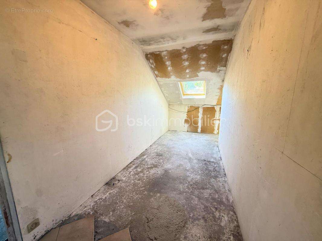 Maison à VILLIERS-SUR-MORIN