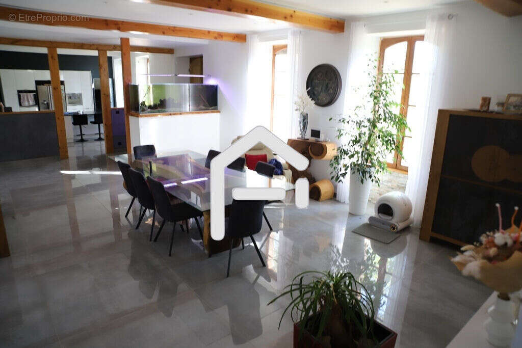 Maison 388 m² à Pamiers  - photo 2