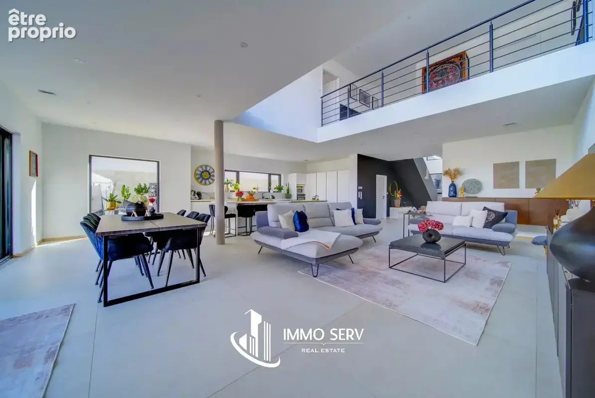 Maison 7 pièces 260 m² à vendre à Hussigny-Godbrange (54590) - photo 2
