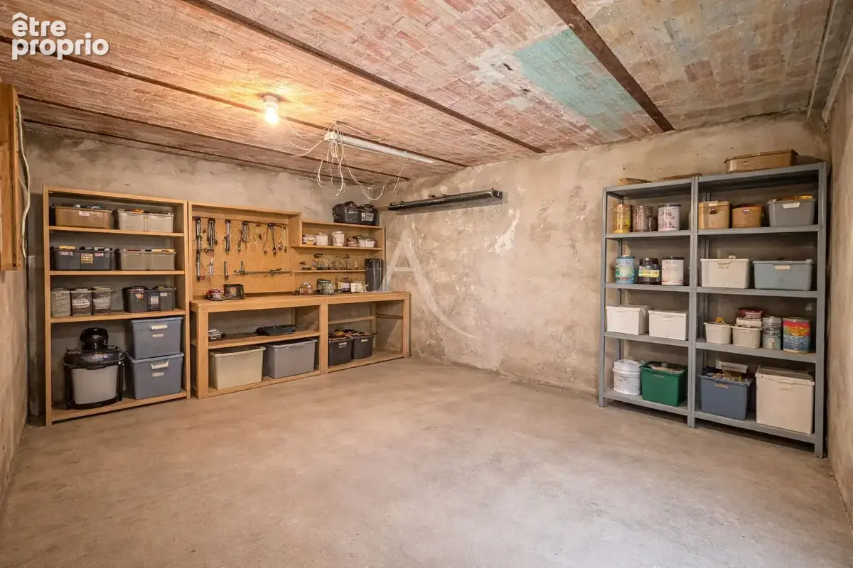 Appartement type 5 de 134.56 m2 place de parking et caves - photo 9
