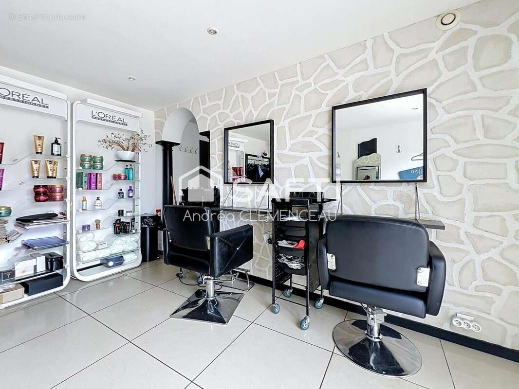 Photo 6