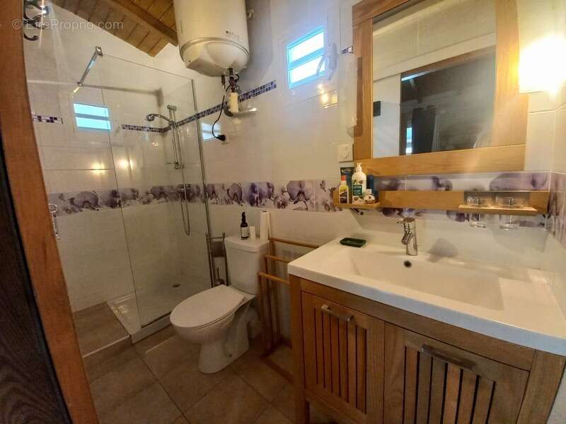 Maison à BAIE-MAHAULT