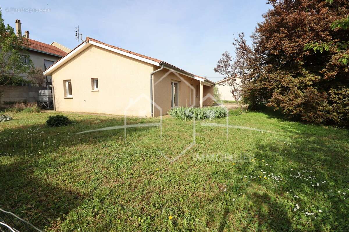 Maison à BEAUREPAIRE