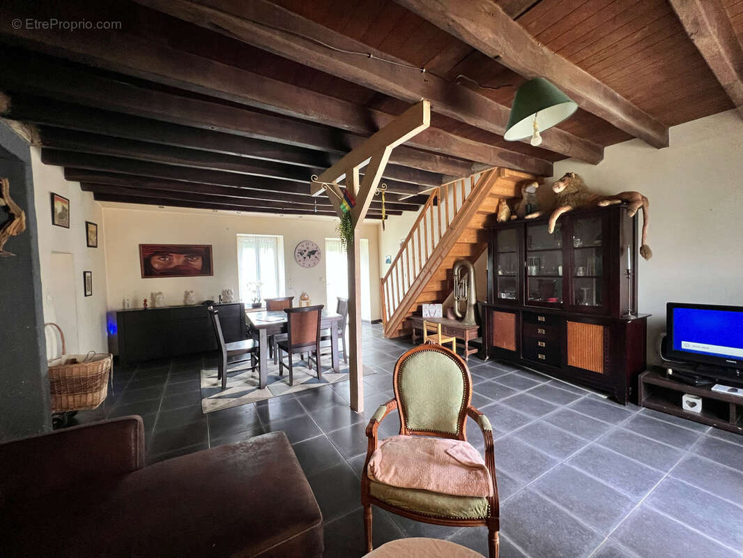 Maison à SION-LES-MINES