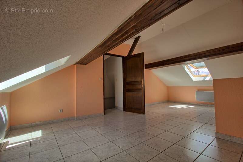 Appartement à CHOISEY
