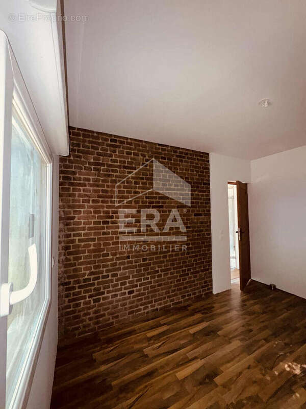 Appartement à LE MESNIL-ESNARD