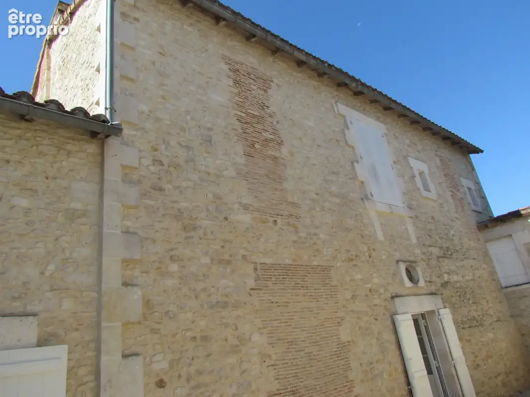 Ancien presbytere à 5 km  de ruffec - photo 40