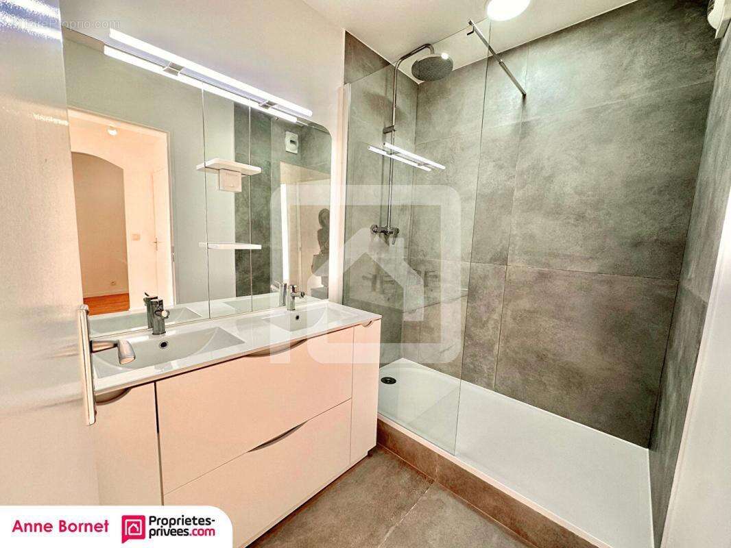 Appartement à VALBONNE