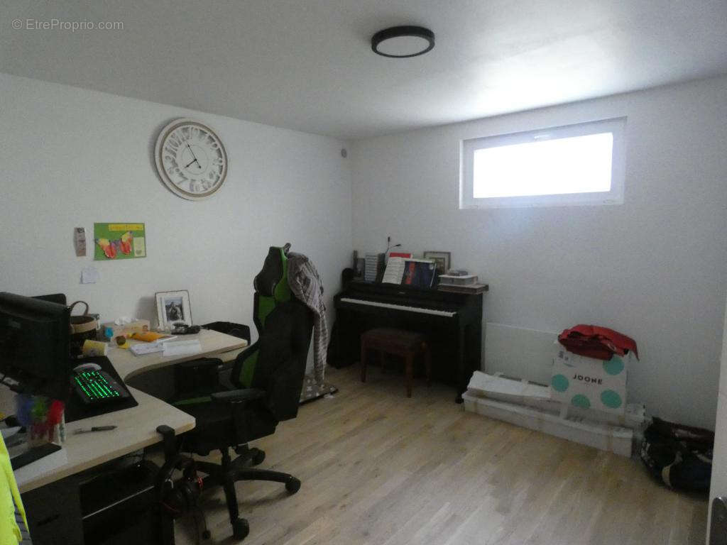 Maison à CREPY-EN-VALOIS