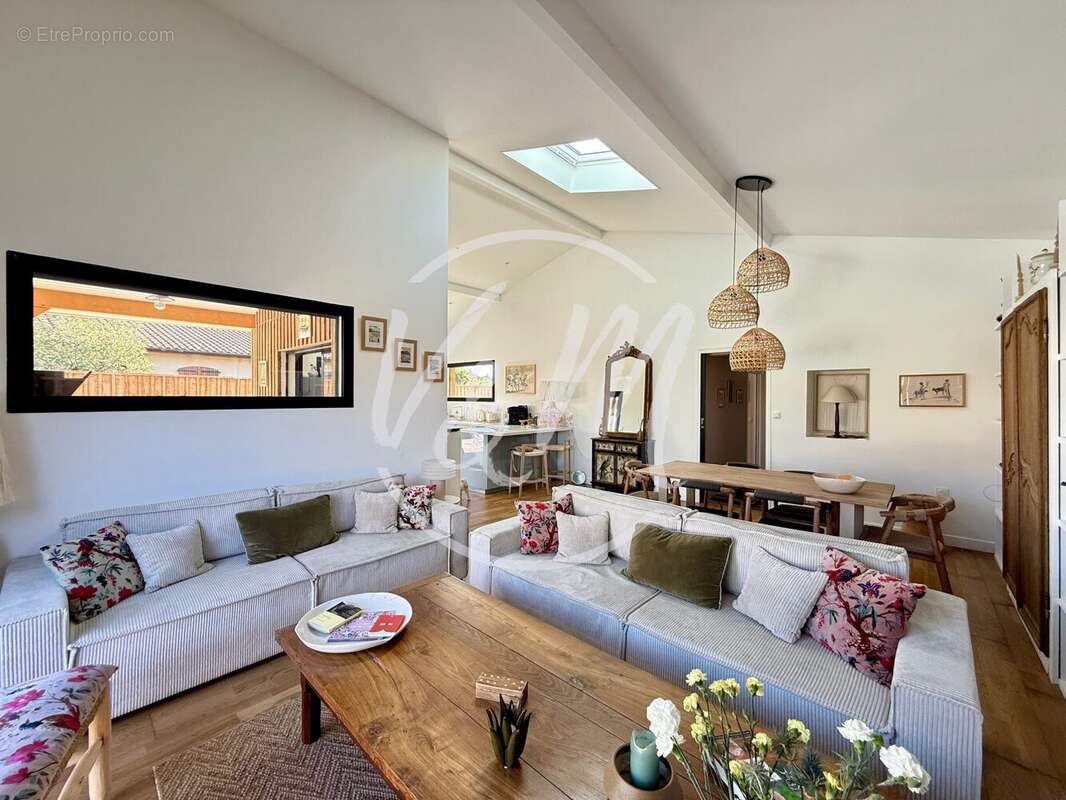 Maison à ARES