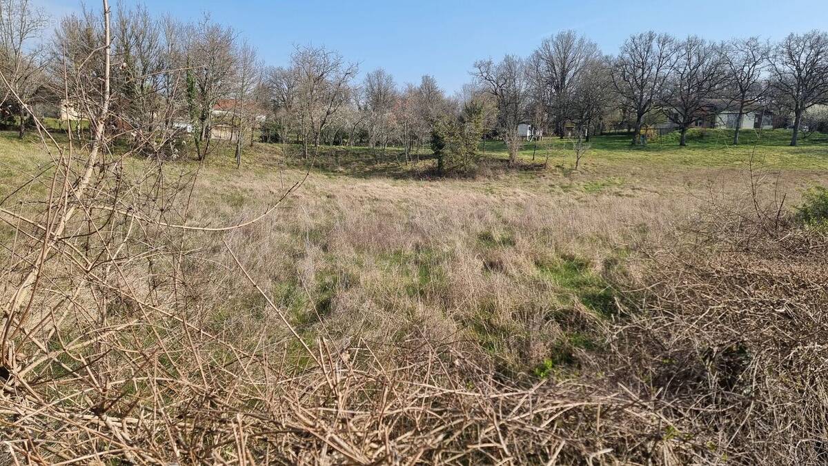 20260325091503 - Terrain à FIGEAC