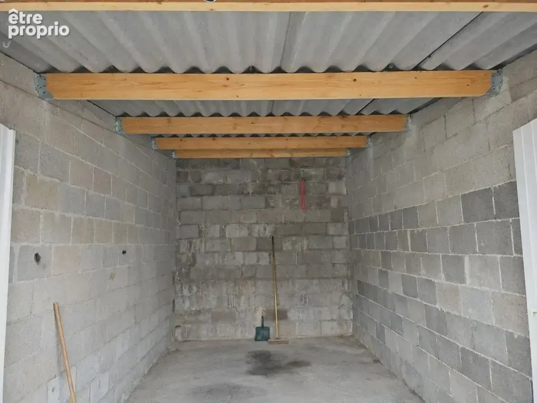 Garage La Roche Sur Yon 1 pièce(s) 17 m2 - photo 2