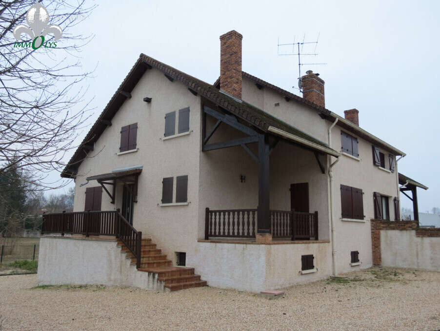 Maison à POUILLY-SUR-SAONE
