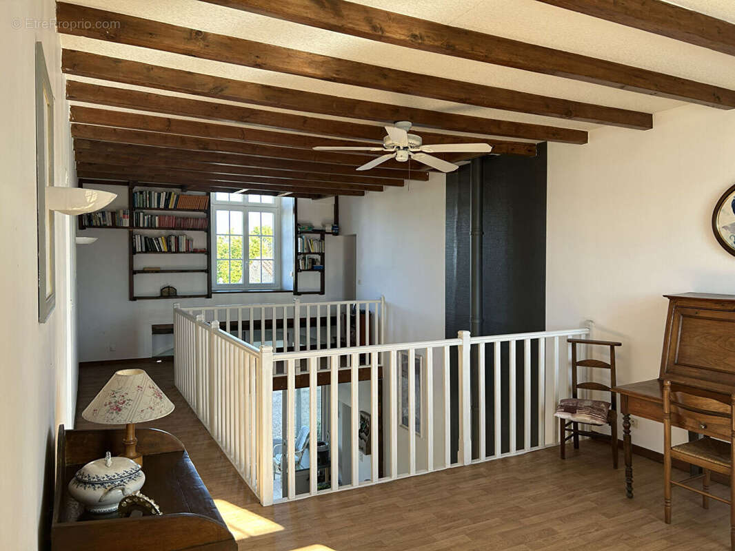 Maison de Maître du XIXe siècle au coeur de village avec piscine et dépendances - photo 14