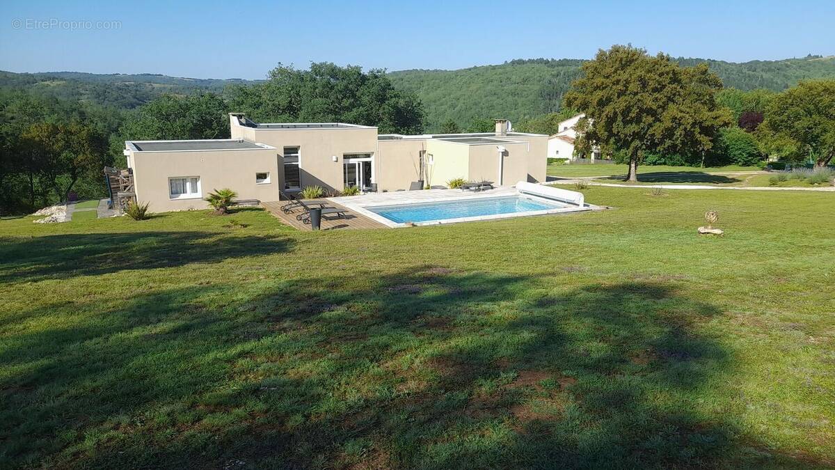 20230614183455.jpg - Maison à CAHORS