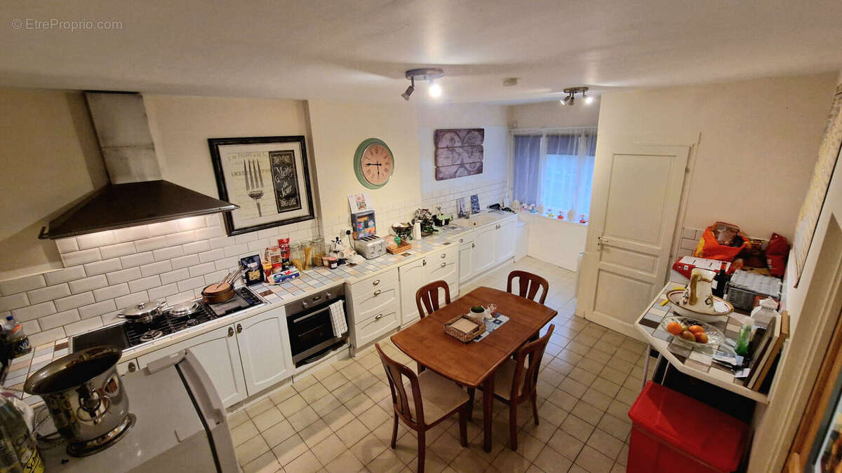 Maison à LA TRINITE-PORHOET