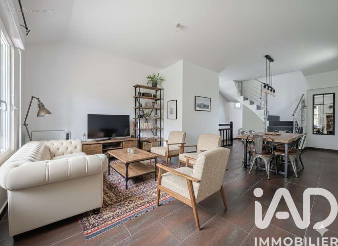 Photo 7 - Maison à LES MUREAUX