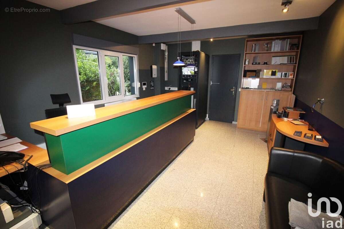 Photo 5 - Commerce à COMPIEGNE