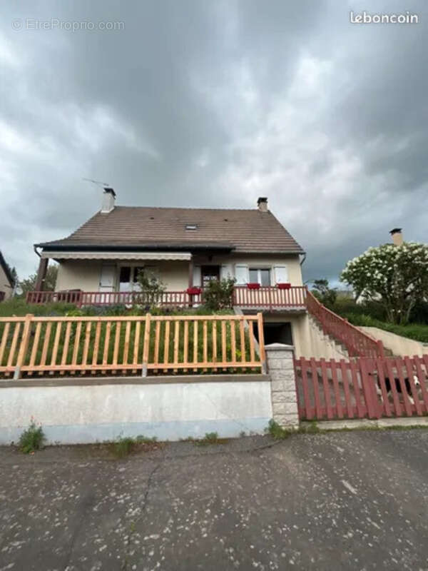 Maison de famille 3 chambres - Grand garage - photo 3