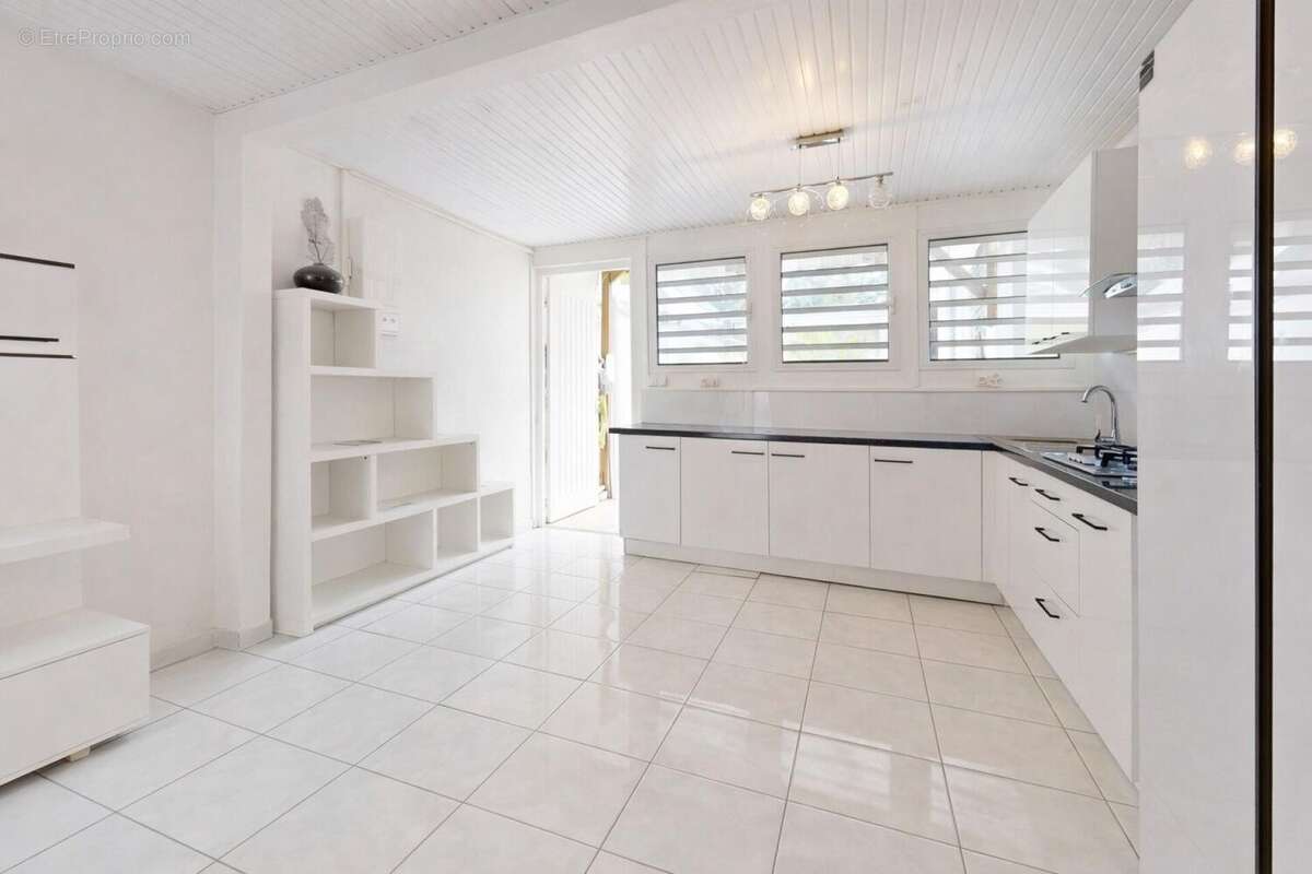 Photo 3 - Appartement à BAIE-MAHAULT