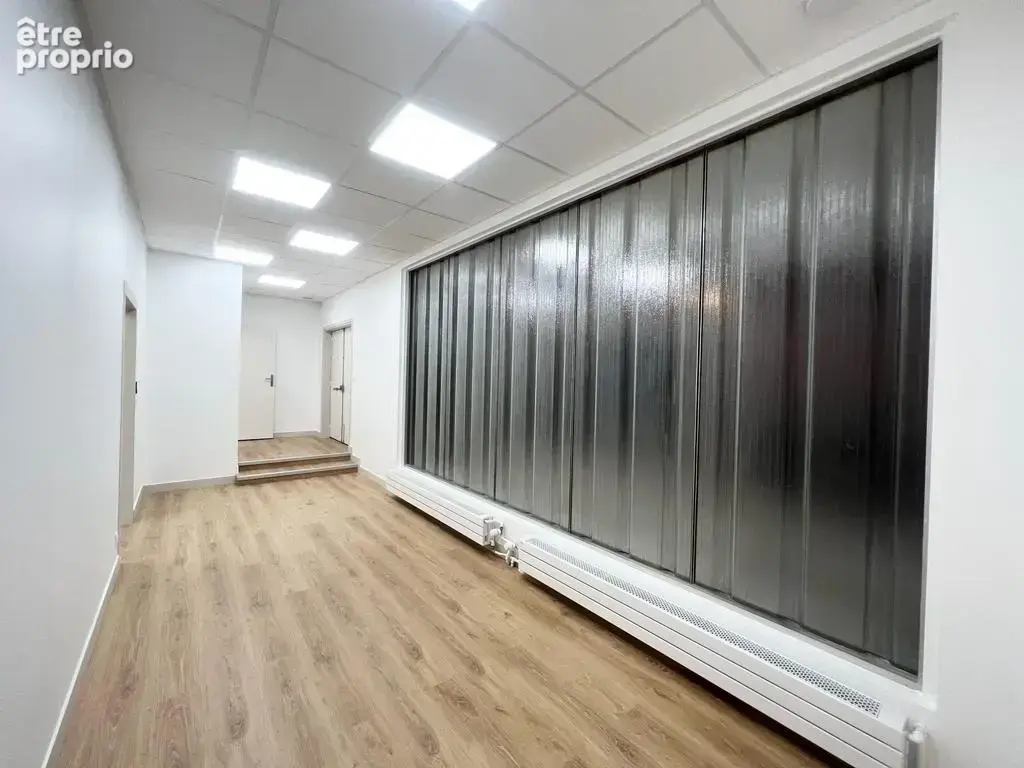 Bureaux a vendre - photo 1