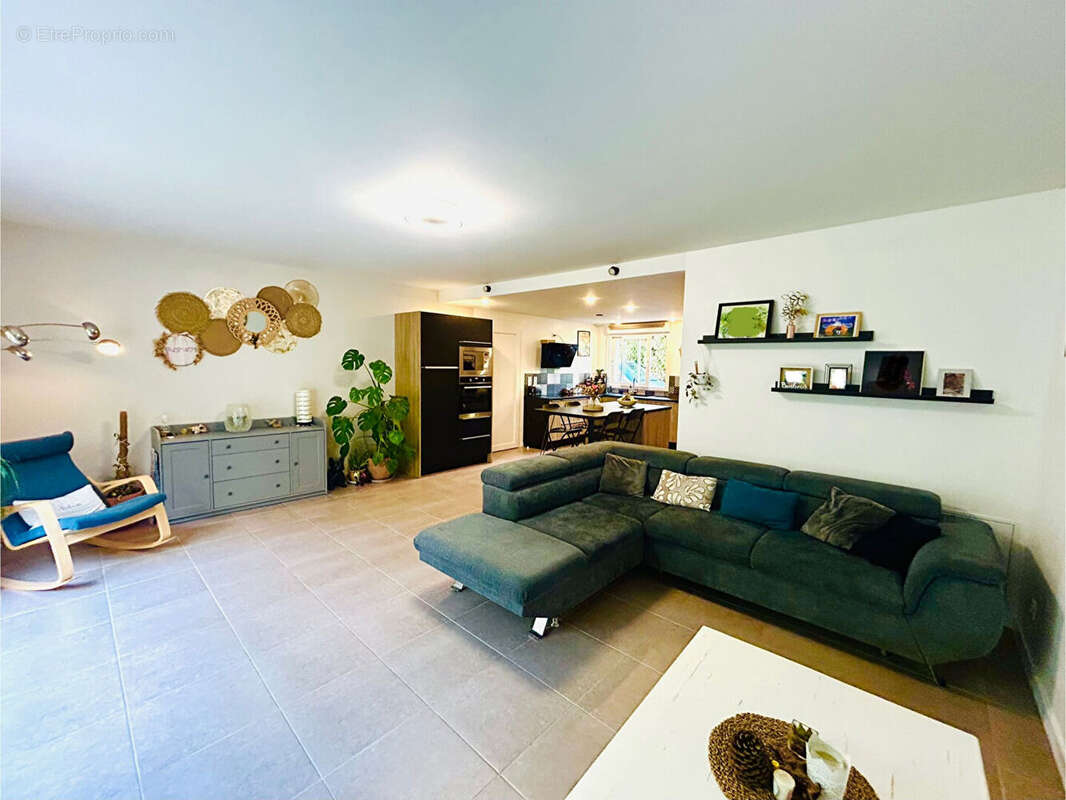 Maison à SAINT-MARTIN-DE-SEIGNANX