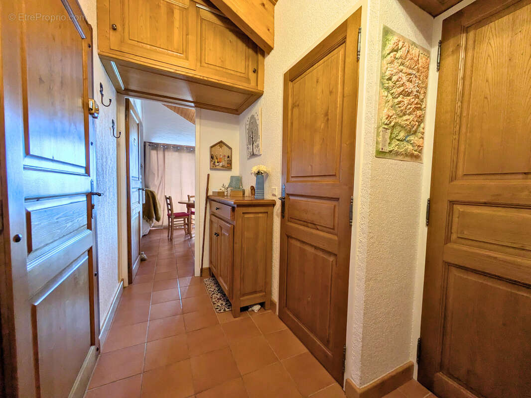 Appartement à SAINT-MICHEL-DE-CHAILLOL