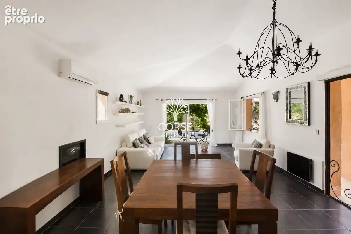 Maison à rénover avec piscine au calme - photo 5