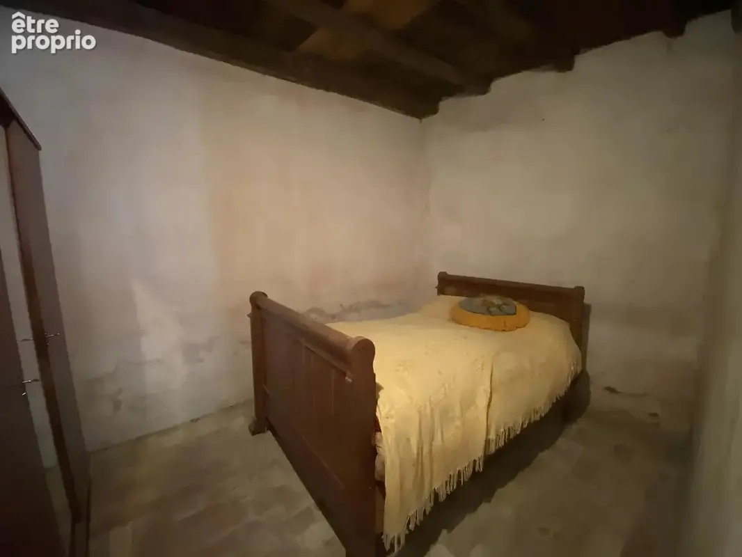 Maison à rénover avec grange et terrain à 20 minutes de Civray - photo 6