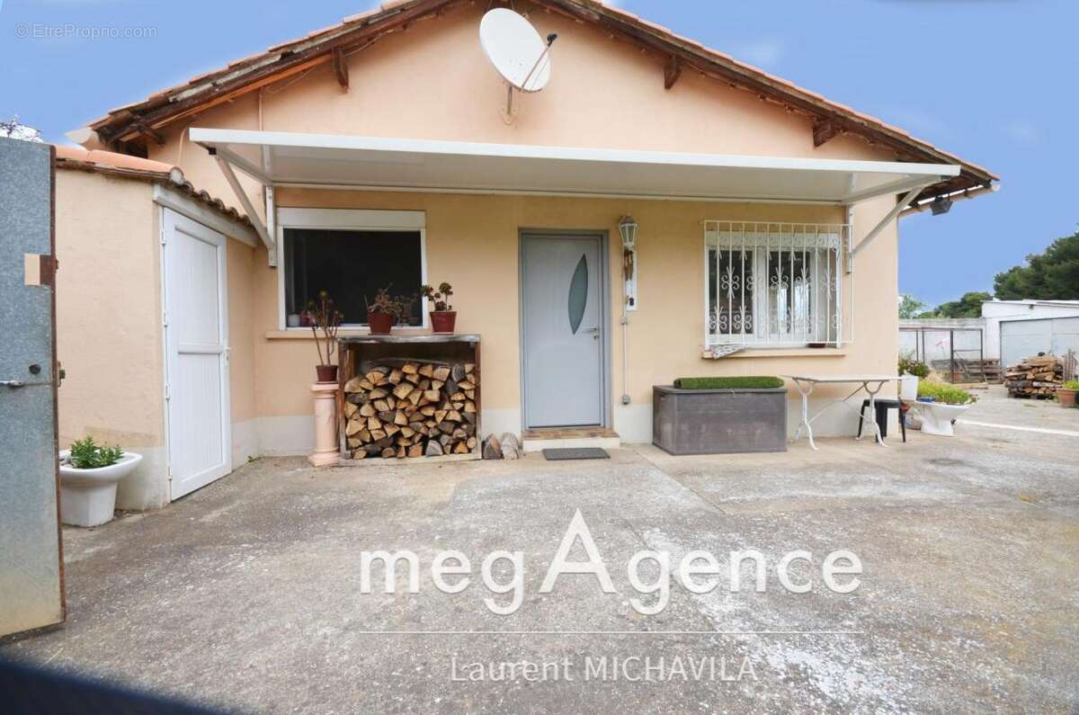 Maison à VILLENEUVE-LES-BEZIERS