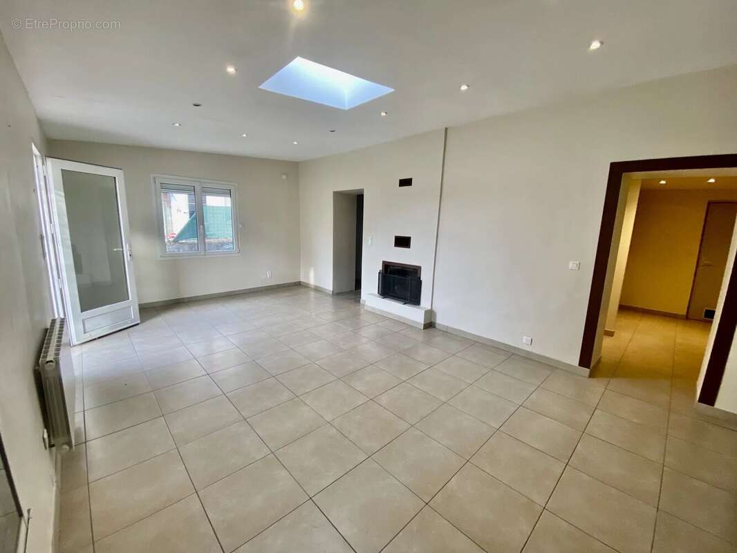 Maison à VILLARD-BONNOT