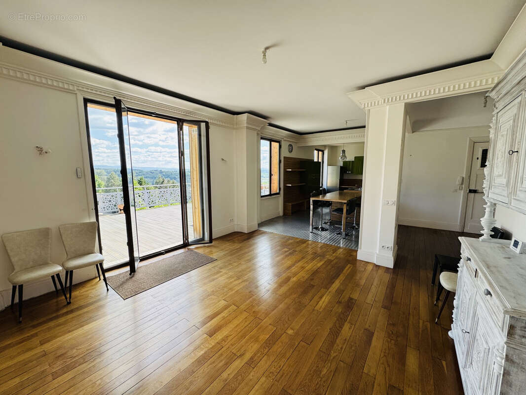 Appartement à THIERS