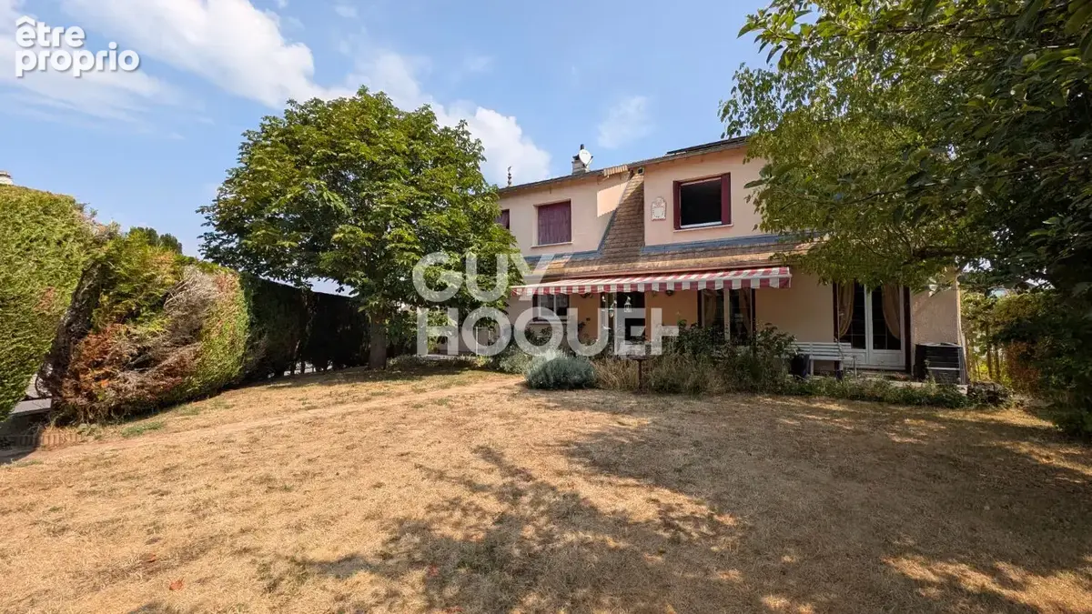 MANTES LA VILLE, Maison familiale 8 pièces, 6 chambres - photo 1