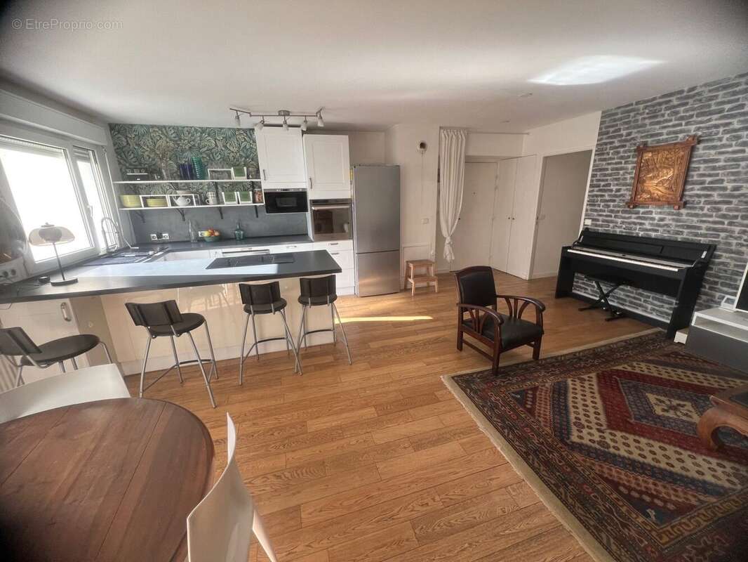 Appartement à RUEIL-MALMAISON