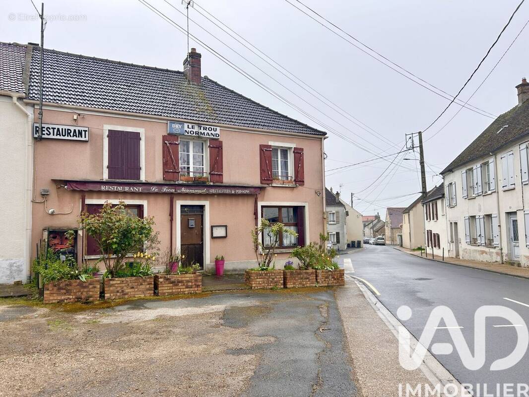 Photo 1 - Maison à TOUQUIN