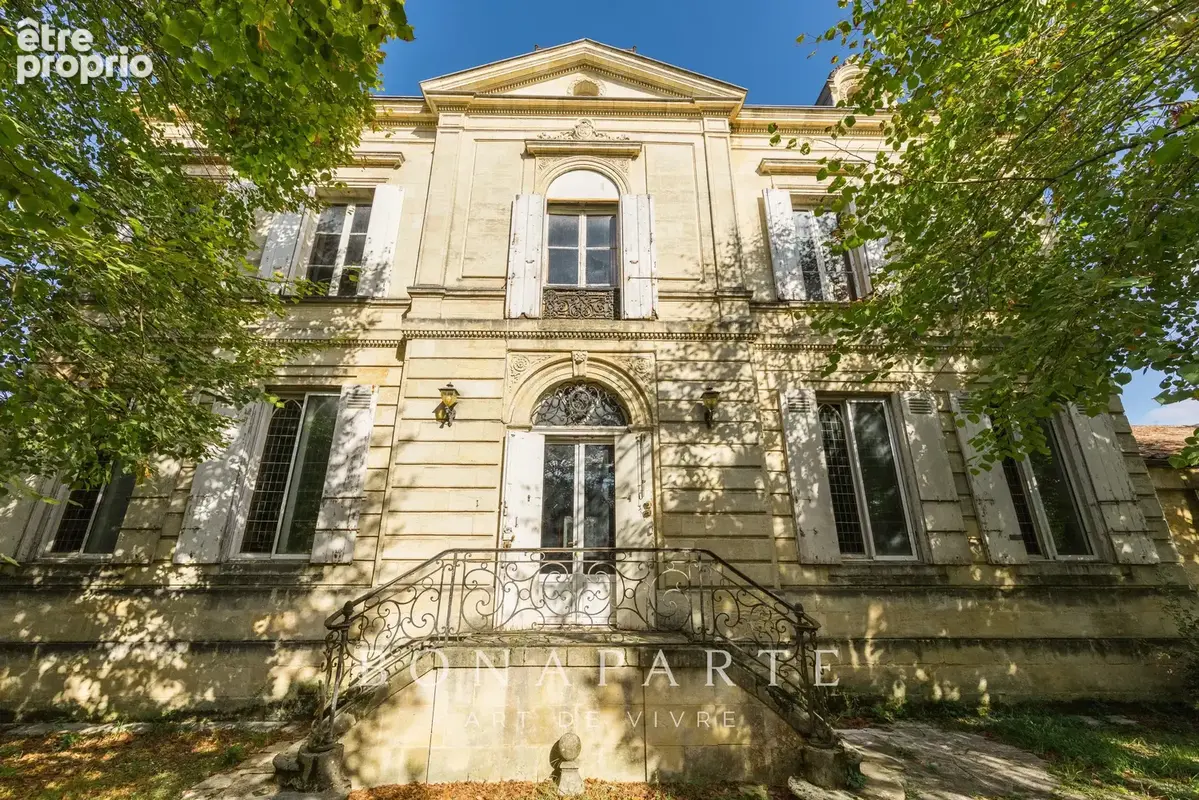LE BOUSCAT – Magnifique demeure bourgeoise de 480 m² à réinventer, potentiel exceptionnel - photo 22