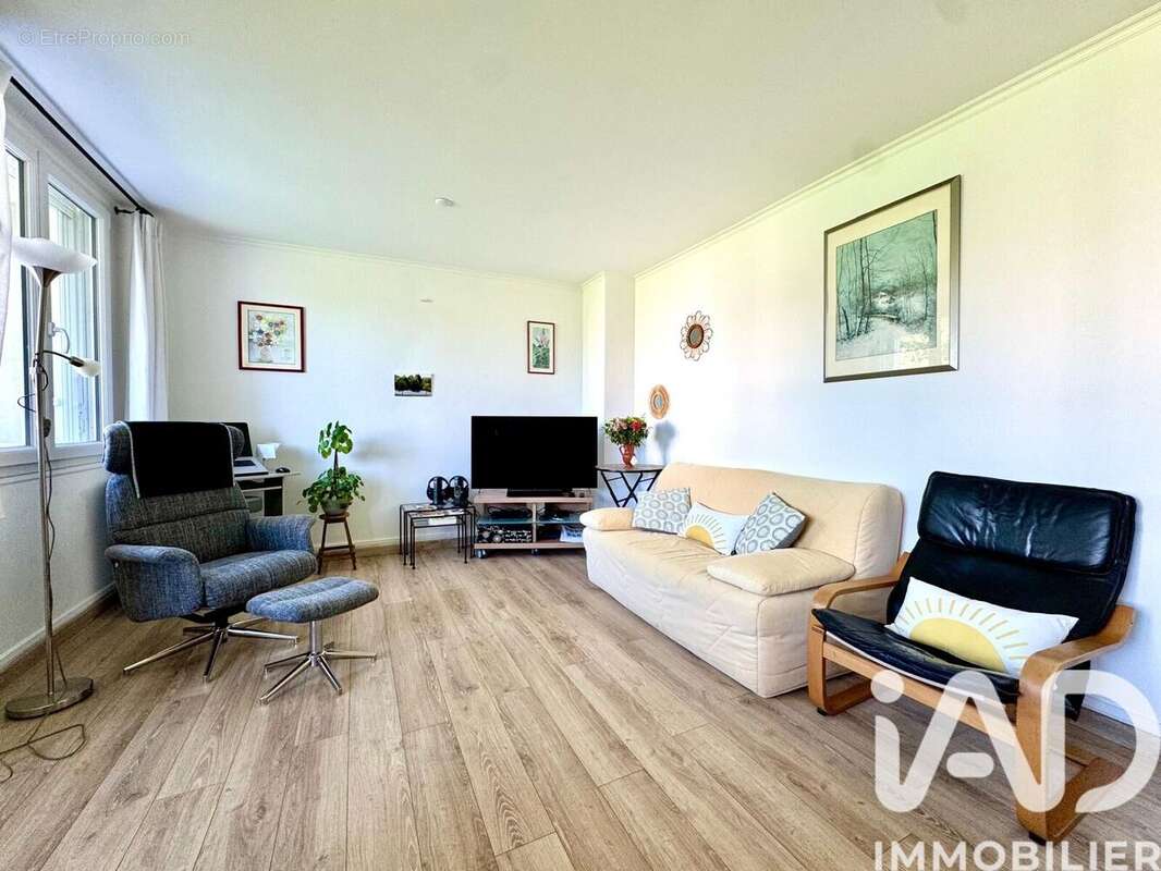 Photo 3 - Appartement à SAINT-MICHEL-SUR-ORGE