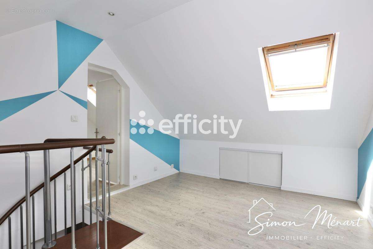 Maison 106 m² à Tourcoing  - photo 9