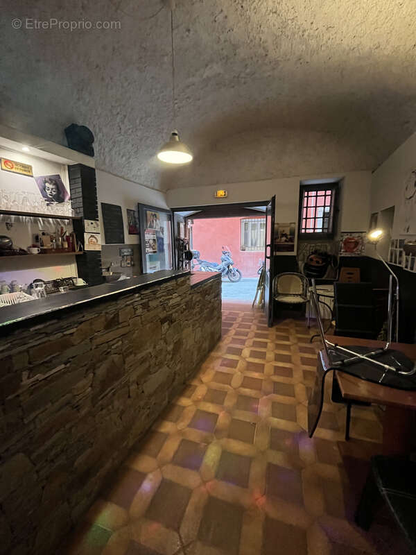 Commerce à SAN-MARTINO-DI-LOTA