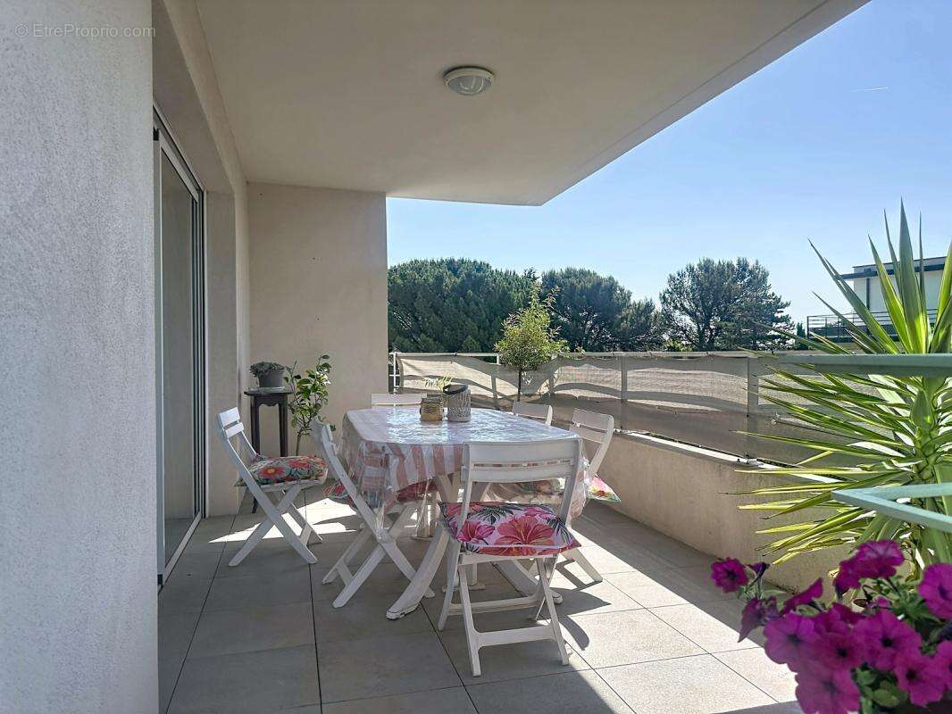 Exclusivité Villeneuve Appartement T4 105m² Terrasse Parking - photo 2