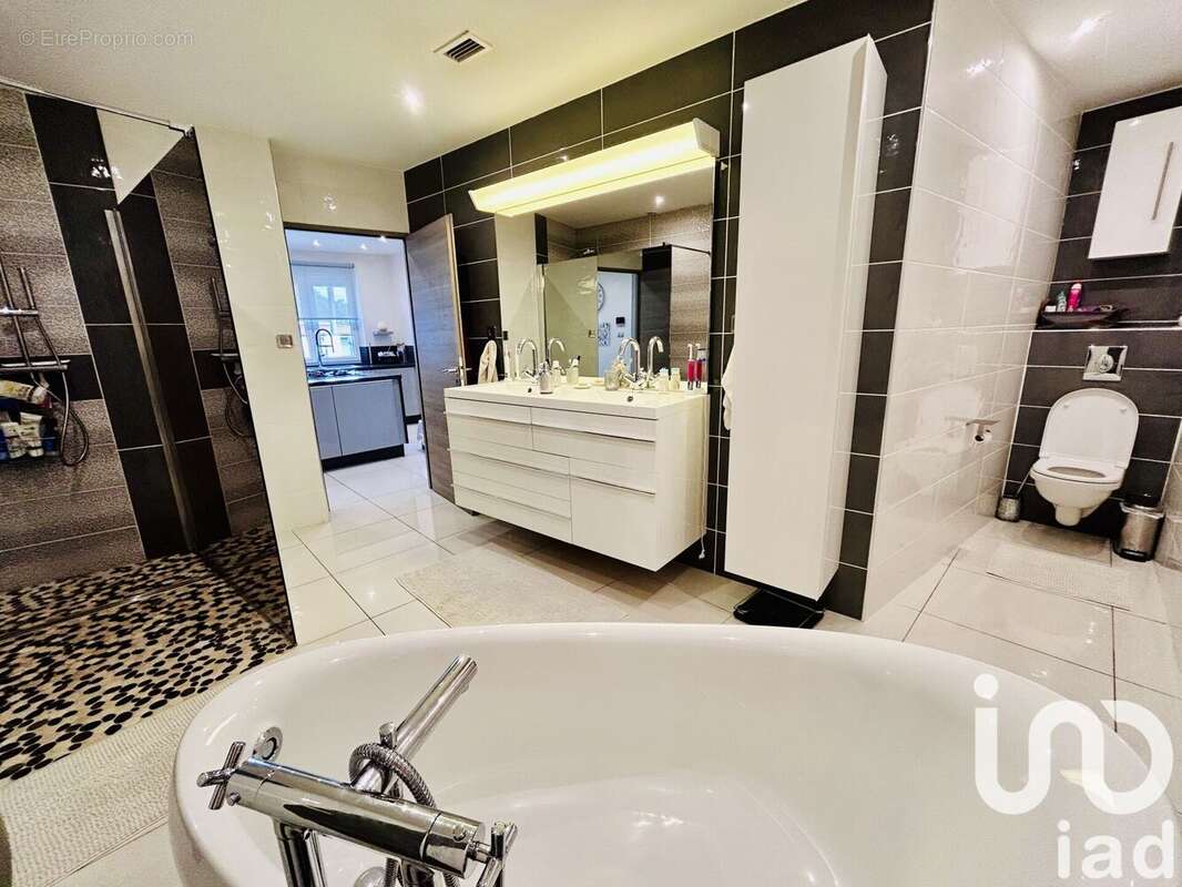 Photo 9 - Maison à ROSSELANGE