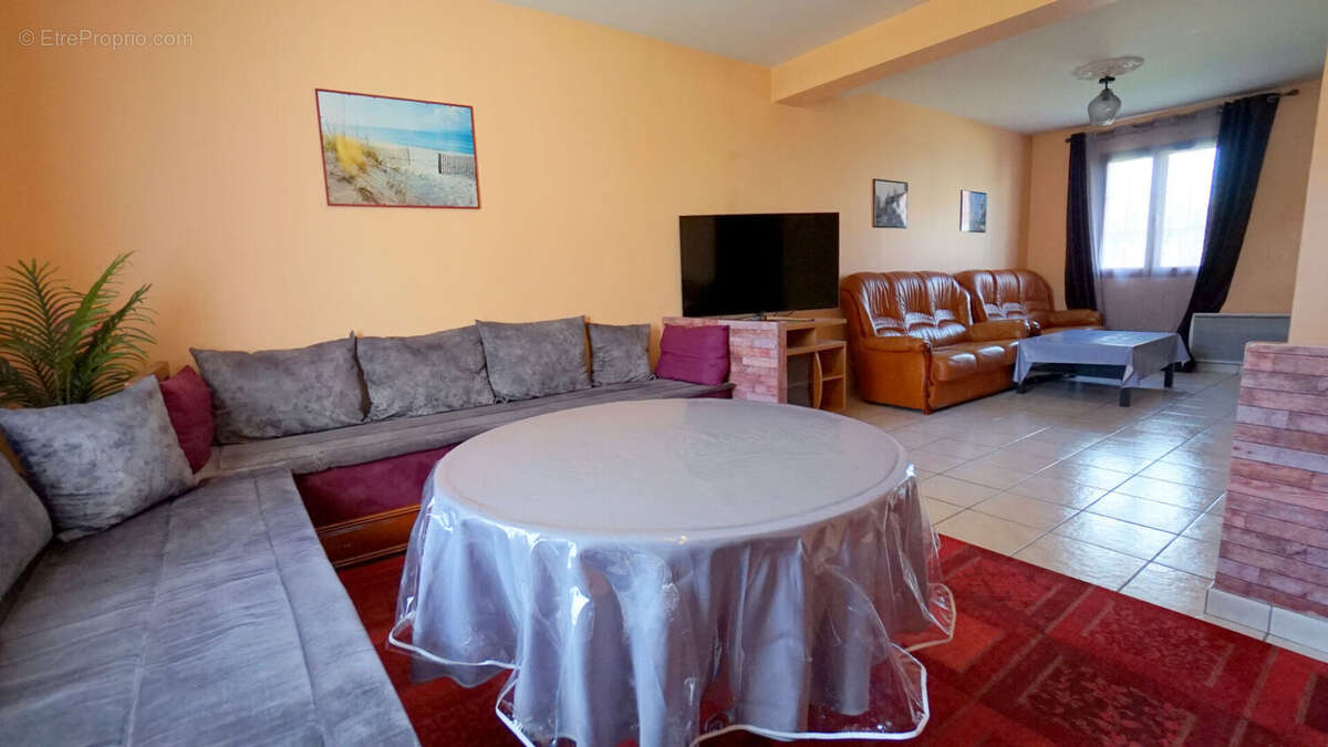 Maison - 6 chambres - 127 m2 - photo 4