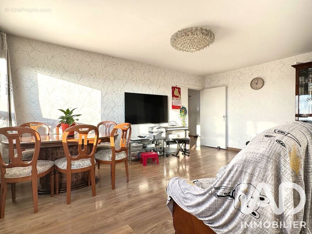 Photo 1 - Appartement à PARIS-18E