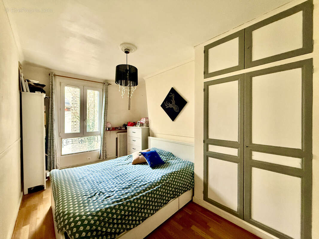 Appartement à PARIS-14E