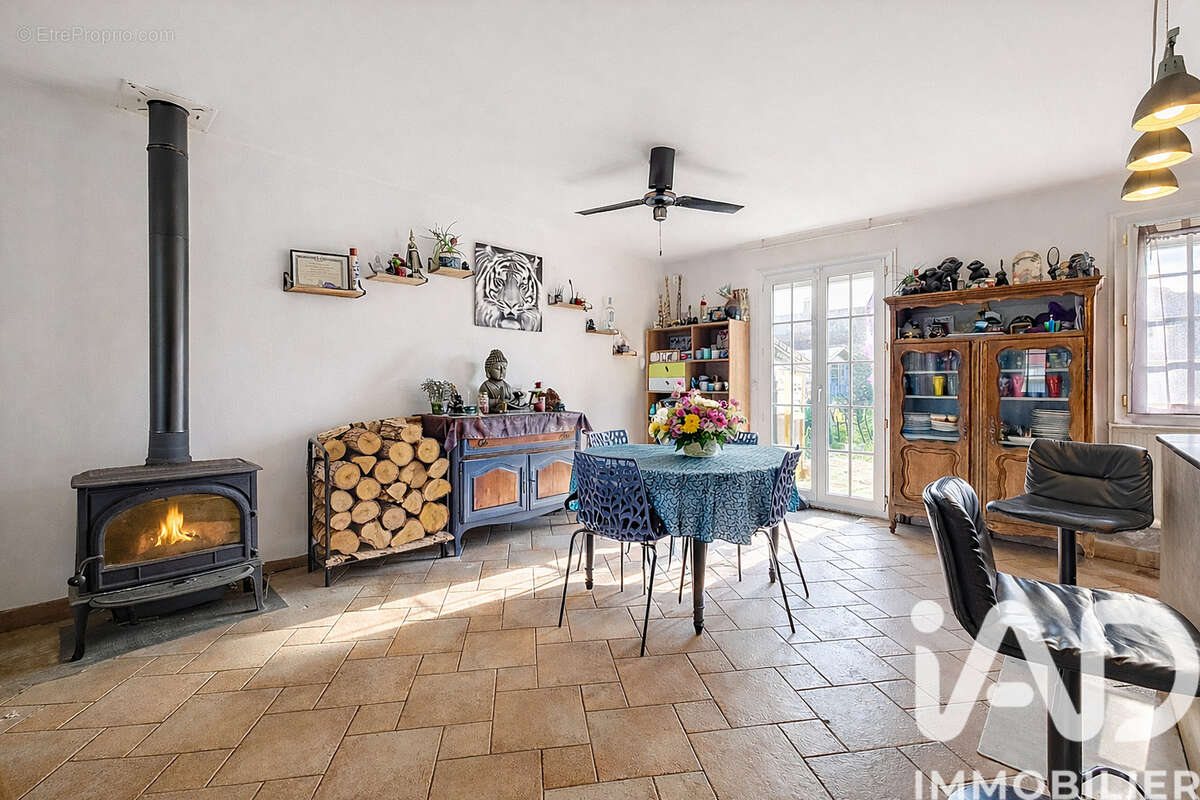 Photo 7 - Maison à LE PERRAY-EN-YVELINES