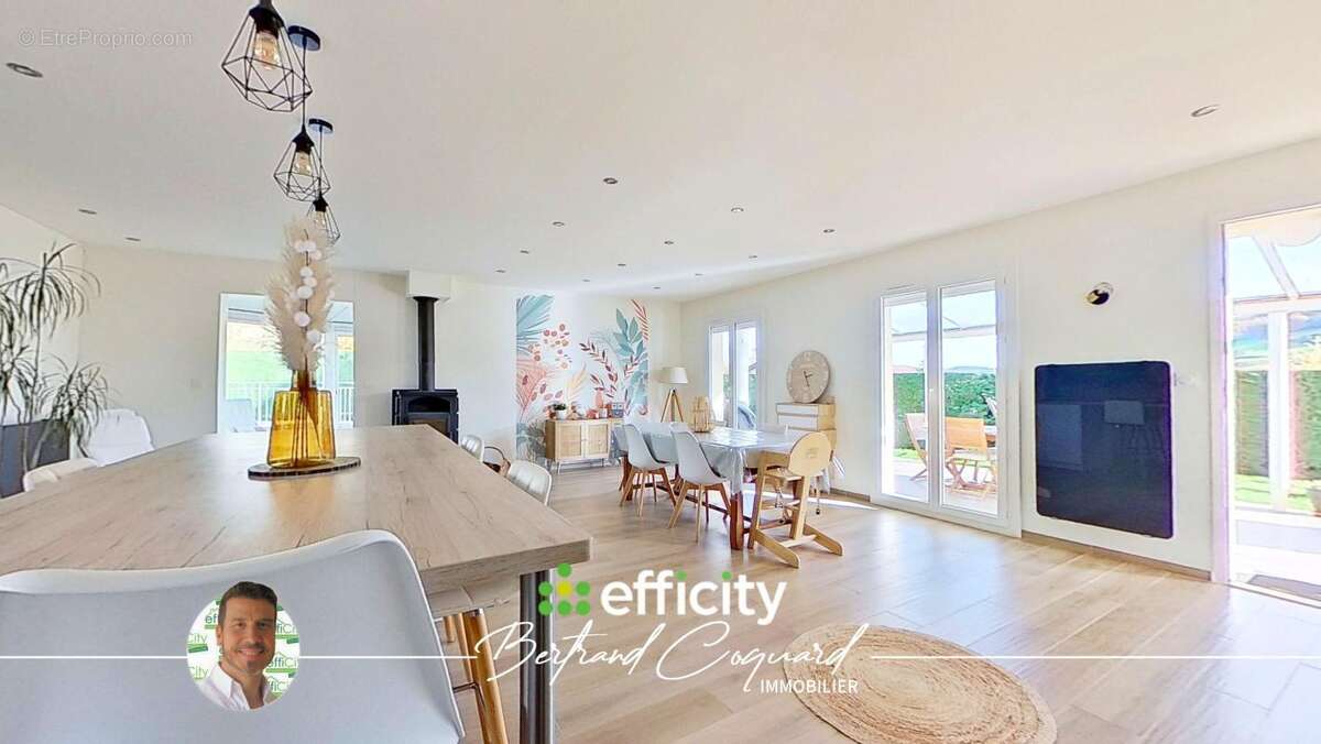 Maison à PONTCHARRA-SUR-TURDINE